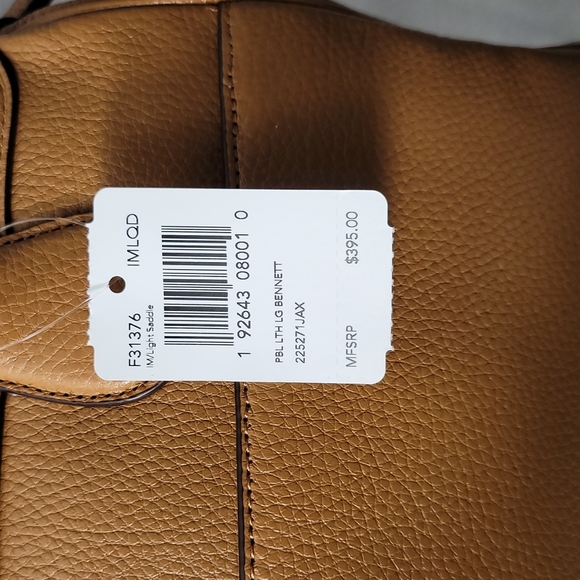 SOLD OUT Coach Pebble Leather Large Bennett Bag - Picture 6 of 7